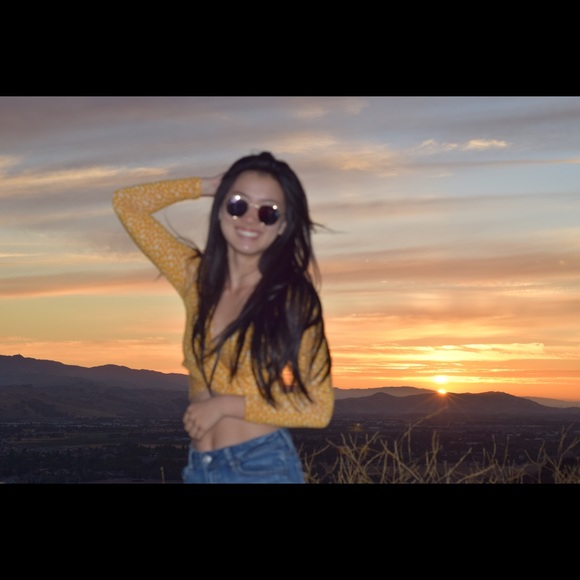 Meet your Posher, Tessa - Picture 1 of 1